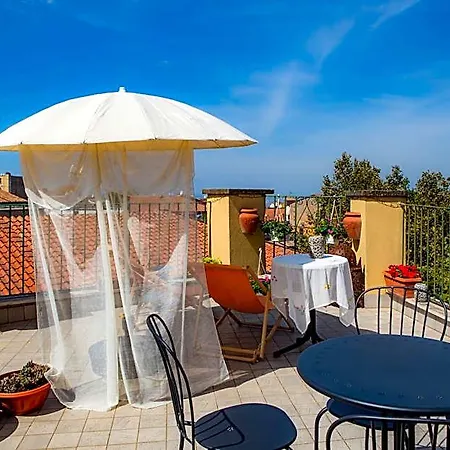 Buonfiglio Cicconcelli - Terrazza Panoramica Bed & Breakfast 3*